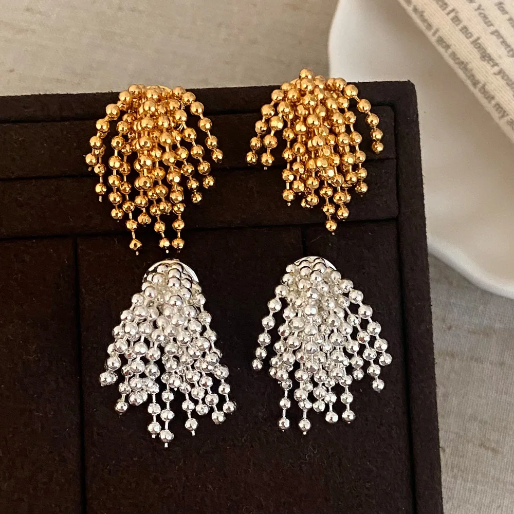 Metal Round Bead Flower Tassel Earrings for Women Trendy 925 Silver Neddle Stud Earrings Exaggerated Party Jewelry Gifts
Metal Round Bead Flower Tassel Earrings for Women Trendy 925 Silver Neddle Stud Earrings Exaggerated Party Jewelry Gifts