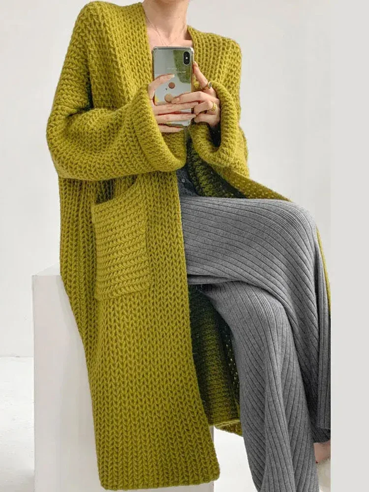 Women Long Cardigan Autumn Winter Knitted Sweater Female Korean Style Loose Knitwear Coat Ladies Sweet Fashion Pocket Cardigans
Women Long Cardigan Autumn Winter Knitted Sweater Female Korean Style Loose Knitwear Coat Ladies Sweet Fashion Pocket Cardigans
