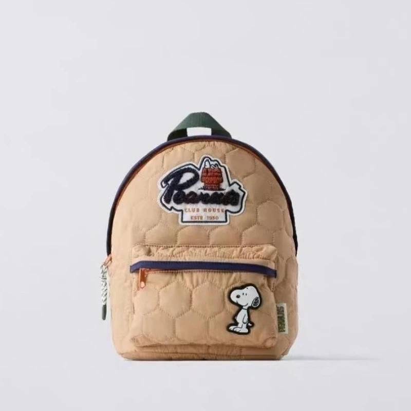 Cartoon Snoopy Backpack Large Capacity Bag Student School Bag Fashion Popular Back-to-School Travel Bag
Cartoon Snoopy Backpack Large Capacity Bag Student School Bag Fashion Popular Back-to-School Travel Bag