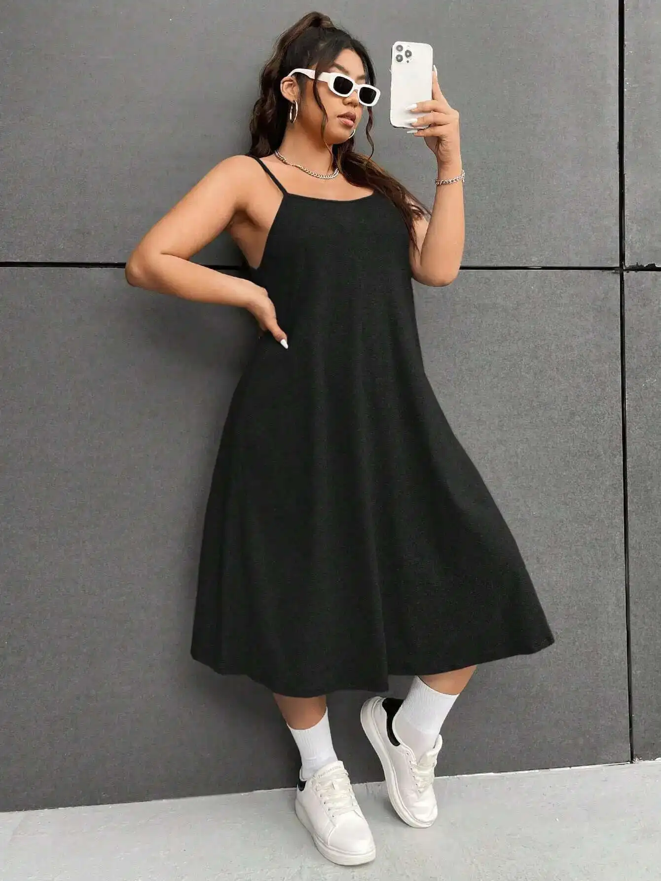 New 2025 Plus Size Women's Casual Style U-neck Sleeveless Dress with High Waist and A-line Suspender Skirt Elegantes Casual Y2k
New 2025 Plus Size Women's Casual Style U-neck Sleeveless Dress with High Waist and A-line Suspender Skirt Elegantes Casual Y2k