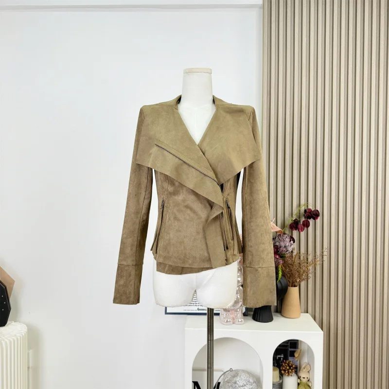 Женское облегающее короткое пальто из замши, осеннее однотонное пальто в стиле ретро с большими отложными лацканами и длинными рукавами, шикарная куртка нестандартной формы
Женское облегающее короткое пальто из замши, осеннее однотонное пальто в стиле ретро с большими отложными лацканами и длинными рукавами, шикарная куртка нестандартной формы