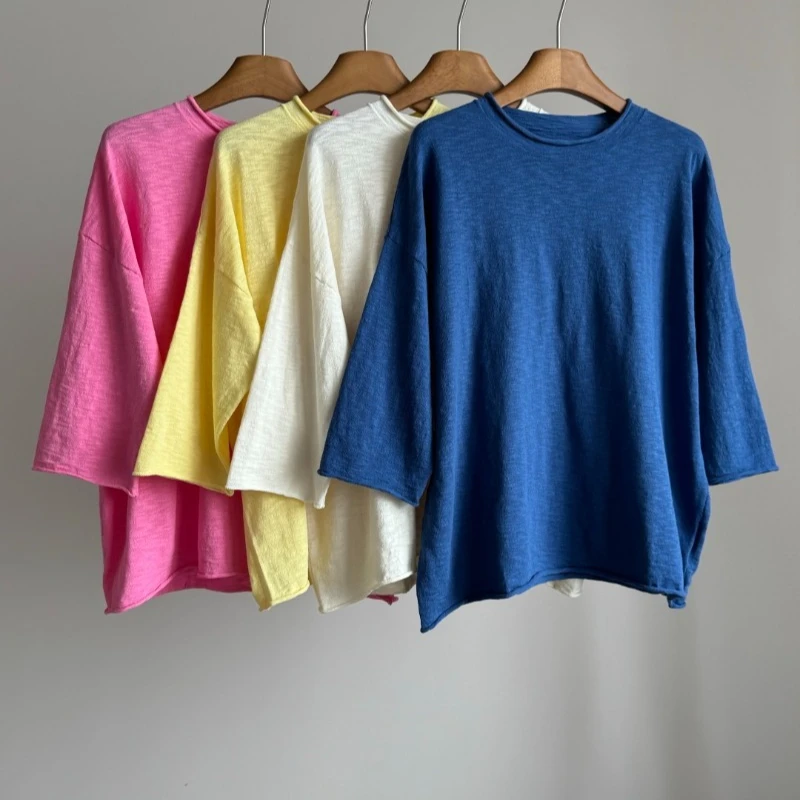 Four-color Rolled-up Hem Three-quarter Sleeve Cotton T-shirt
Four-color Rolled-up Hem Three-quarter Sleeve Cotton T-shirt