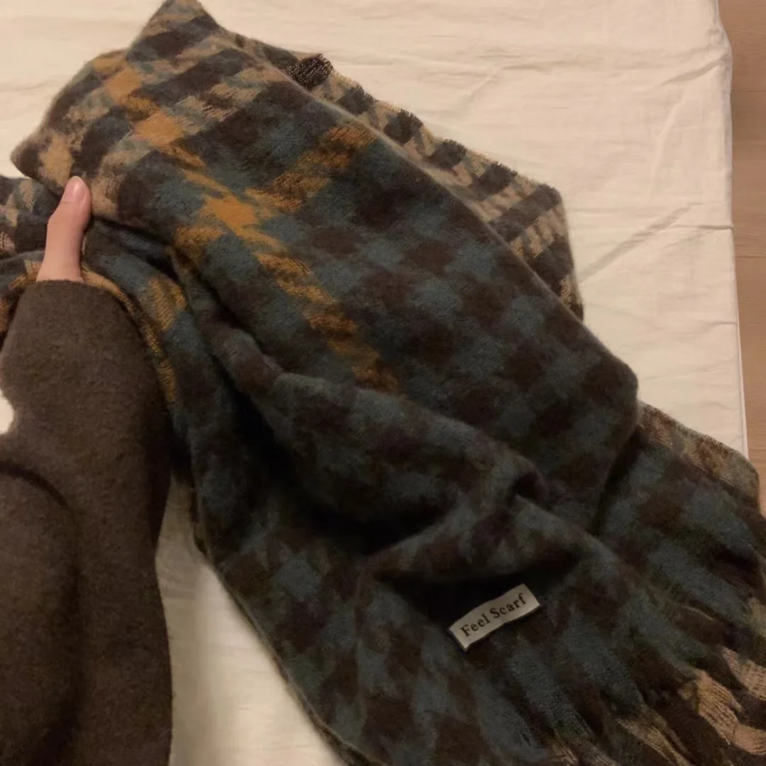 2024 New Autumn/Winter Checkered Scarf Couple Checkered Shawl Versatile Temperament Warm Scarf Women Versatile Korean Style YC58
2024 New Autumn/Winter Checkered Scarf Couple Checkered Shawl Versatile Temperament Warm Scarf Women Versatile Korean Style YC58