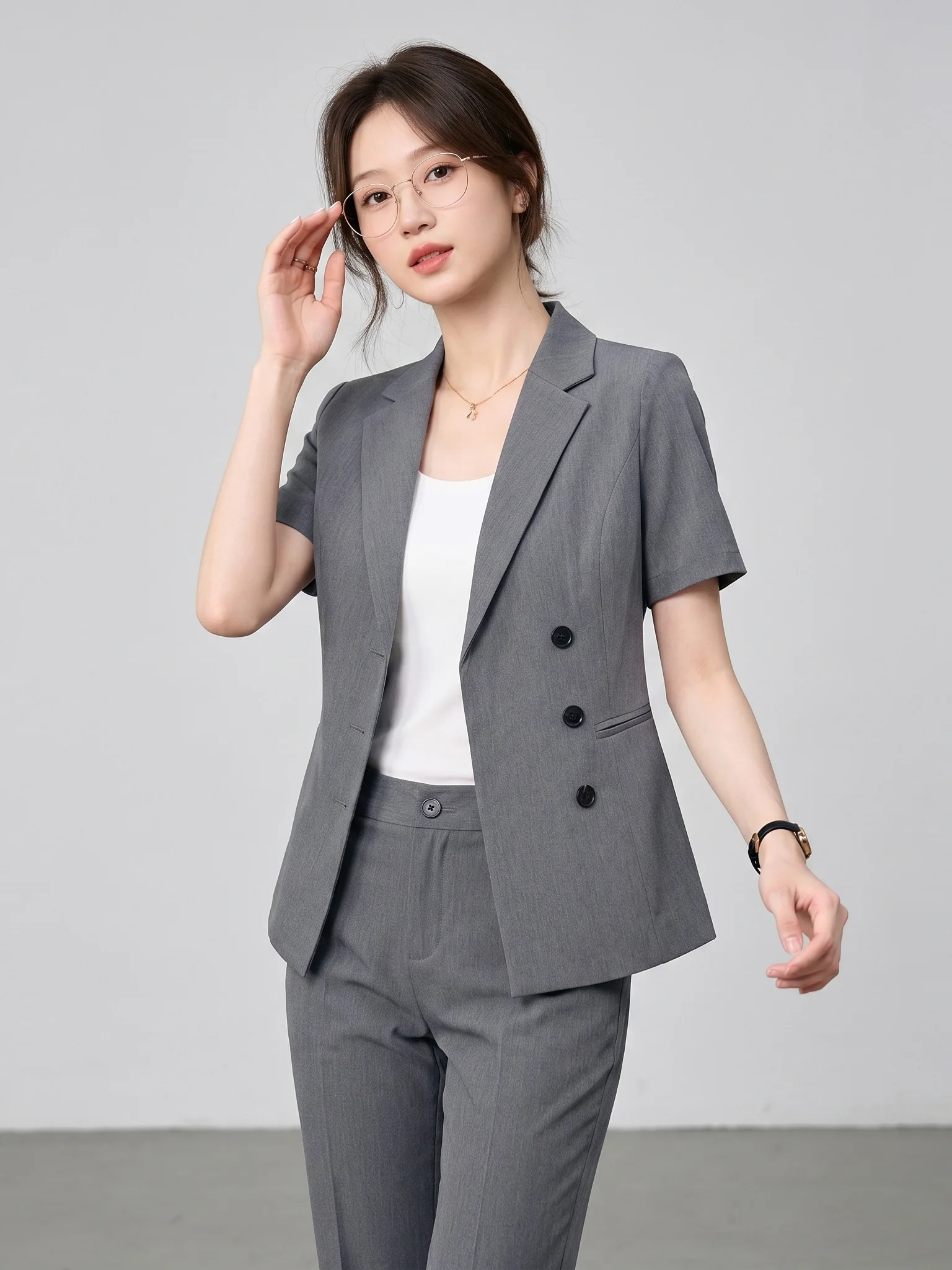 Gray Suit Jacket Women's Summer 2026 New Lightweight Career Formal Interview High-End Sensation Professional Outfit Set
Gray Suit Jacket Women's Summer 2026 New Lightweight Career Formal Interview High-End Sensation Professional Outfit Set