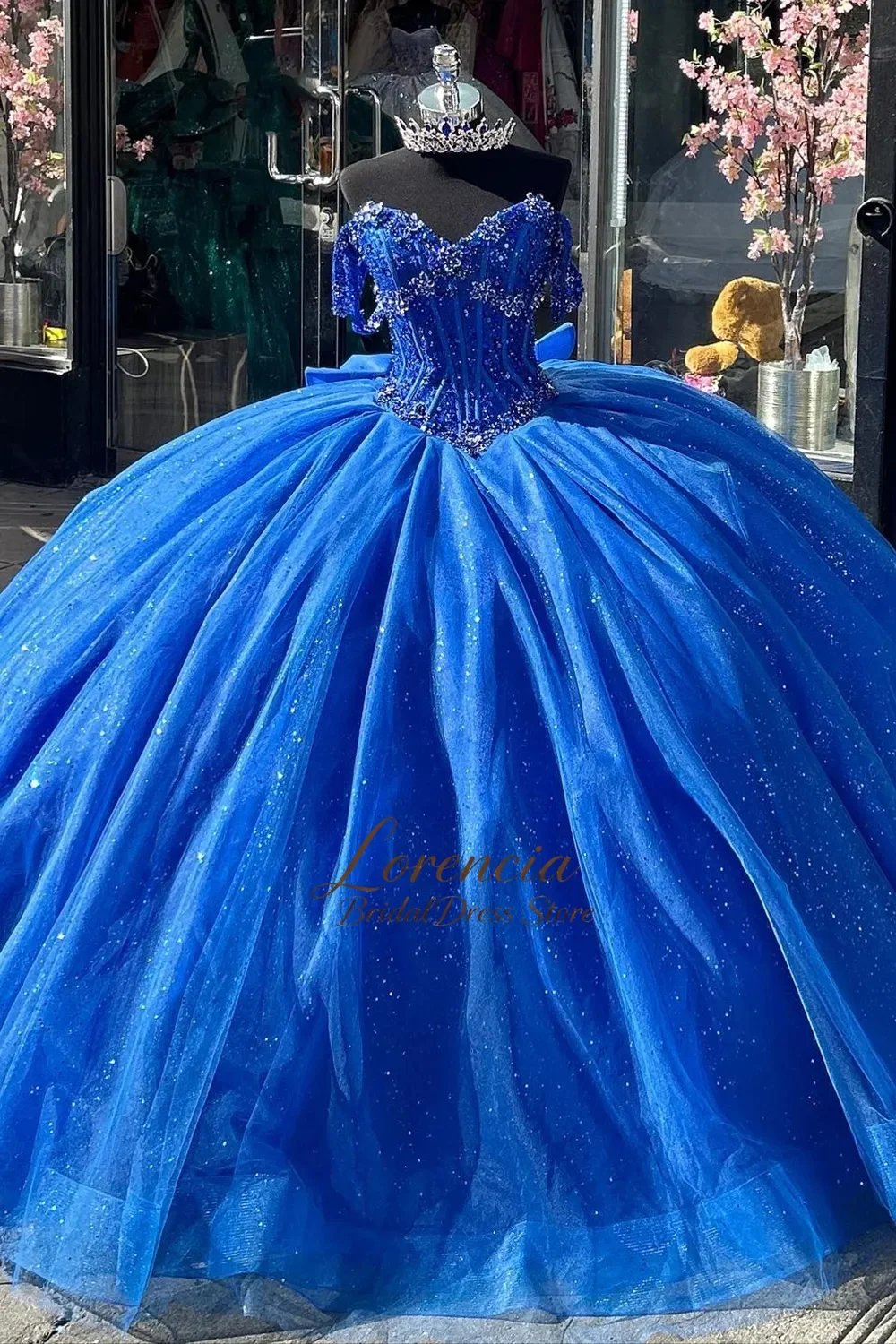 Elegant Off The Shoulder Quinceanera Dress With Beaded Bodice Sparkly Tulle Sweet 16 Princess Ball Gown Vestidos De 15 Años
Elegant Off The Shoulder Quinceanera Dress With Beaded Bodice Sparkly Tulle Sweet 16 Princess Ball Gown Vestidos De 15 Años