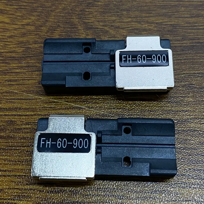 FSM-60R FSM-12R FSM-19S FSM-70S FSM-19R Fiber splicer 900um Fiber Pressure Plate Fiber Holder Fiber Optic clamp FH-60-900
FSM-60R FSM-12R FSM-19S FSM-70S FSM-19R Fiber splicer 900um Fiber Pressure Plate Fiber Holder Fiber Optic clamp FH-60-900