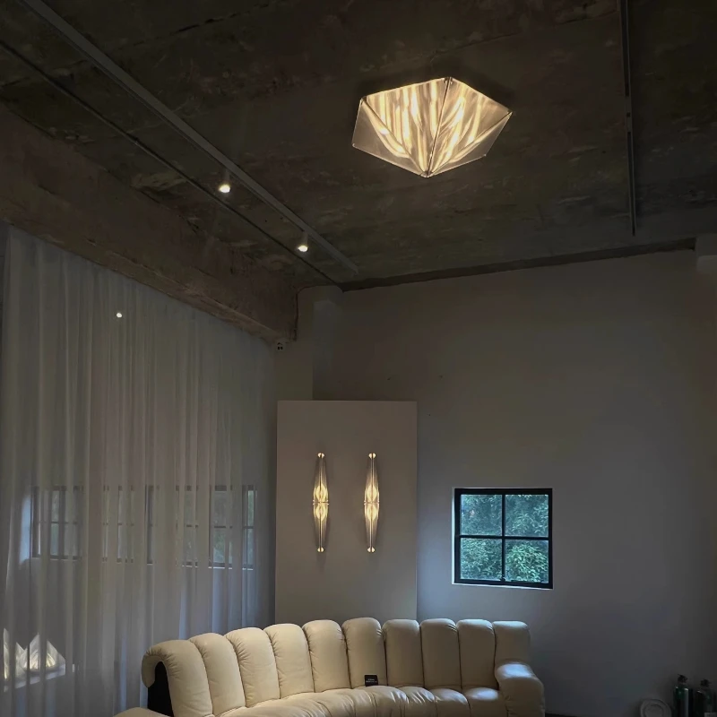 Modern simple bedroom living room dining room stairwell design bar table study ceiling lamp wall lamp
Modern simple bedroom living room dining room stairwell design bar table study ceiling lamp wall lamp