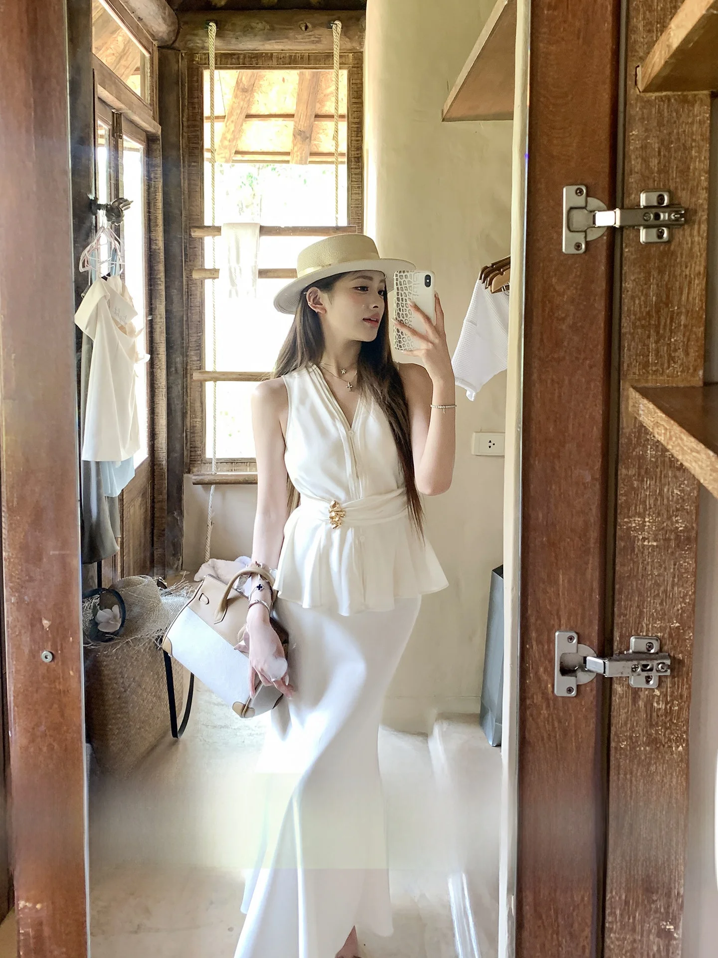 Early Spring Women's Acetate Set V-Ne Tank Top And Skirt Two-Piece High Waist Breathable Linen-Like Fabric Faion Set
Early Spring Women's Acetate Set V-Ne Tank Top And Skirt Two-Piece High Waist Breathable Linen-Like Fabric Faion Set