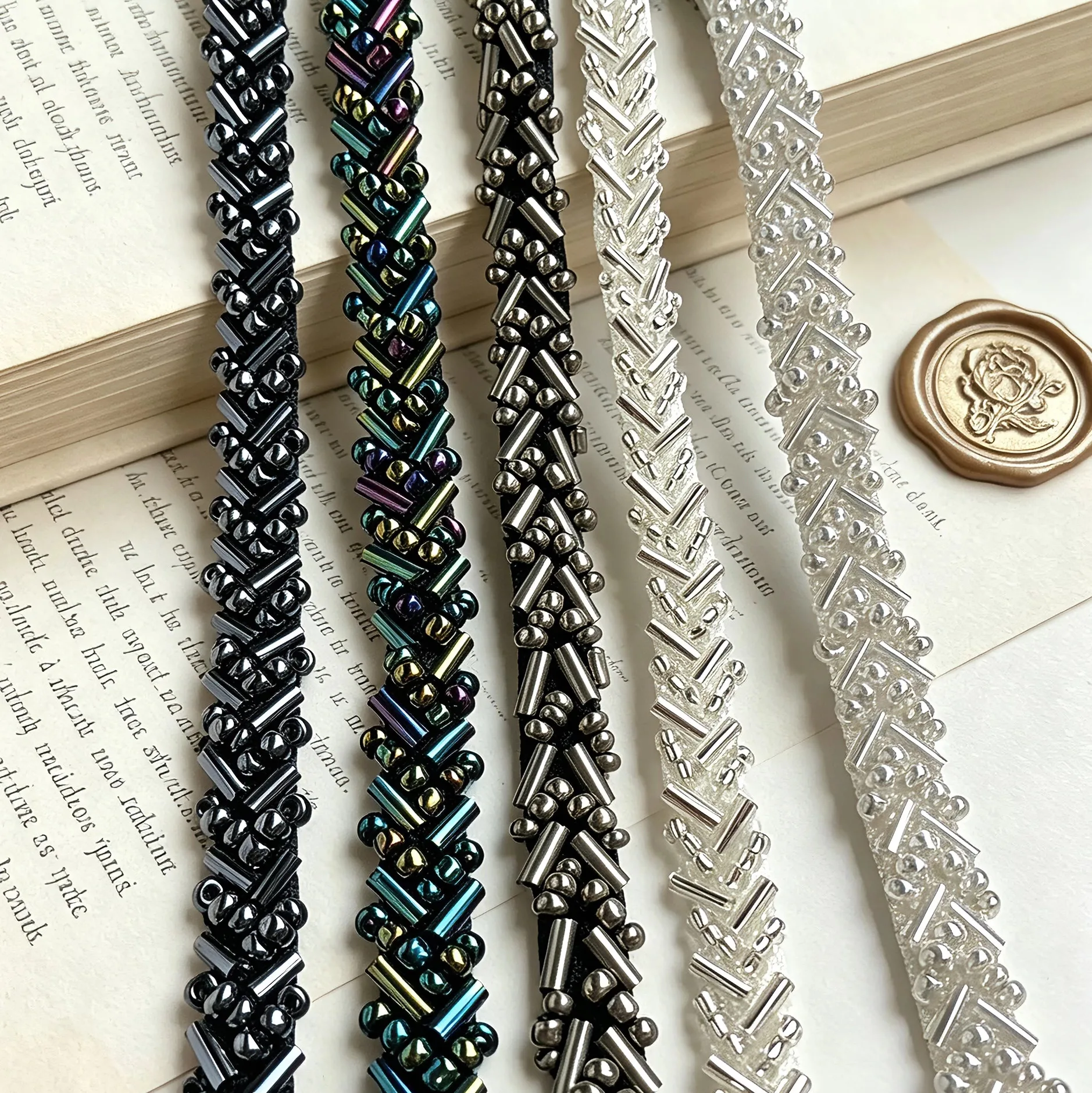 3yard Handmade beaded rice bead ribbon lace Handmade DIY clothing,collar,jacket,edging,decorative accessories sewing lace trim
3yard Handmade beaded rice bead ribbon lace Handmade DIY clothing,collar,jacket,edging,decorative accessories sewing lace trim