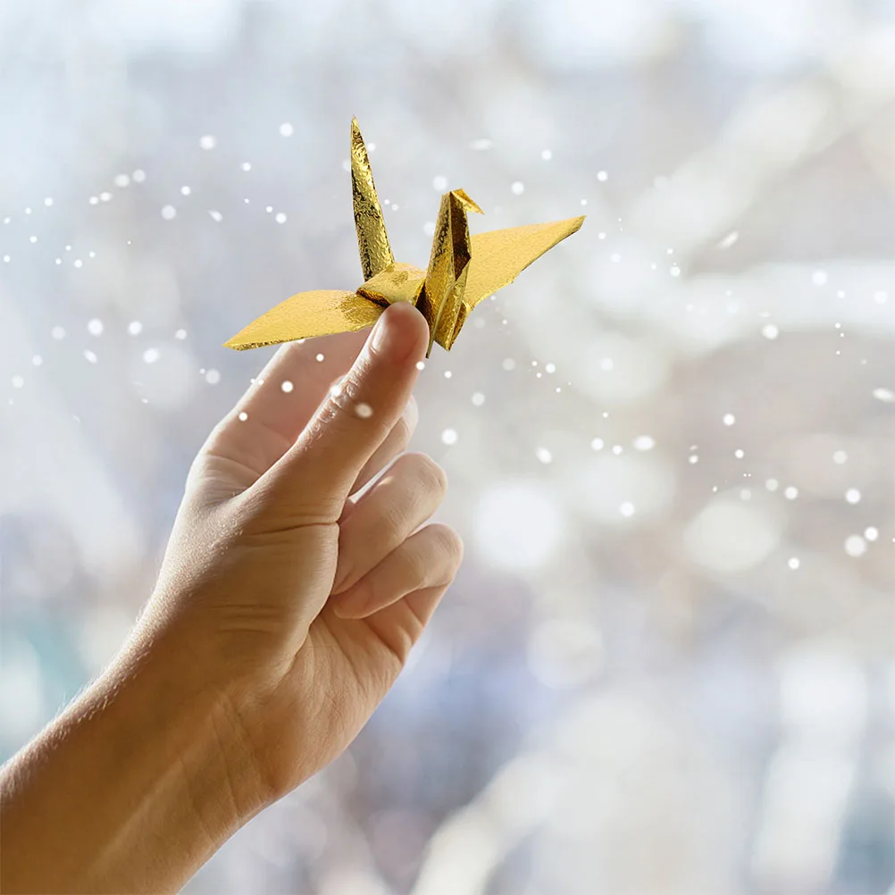 200 Sheets Bright Folding Sheets Solid Color Metallic Glossy Solid Color Paper Craft Paper for DIY Decor Gifts 
200 Sheets Bright Folding Sheets Solid Color Metallic Glossy Solid Color Paper Craft Paper for DIY Decor Gifts