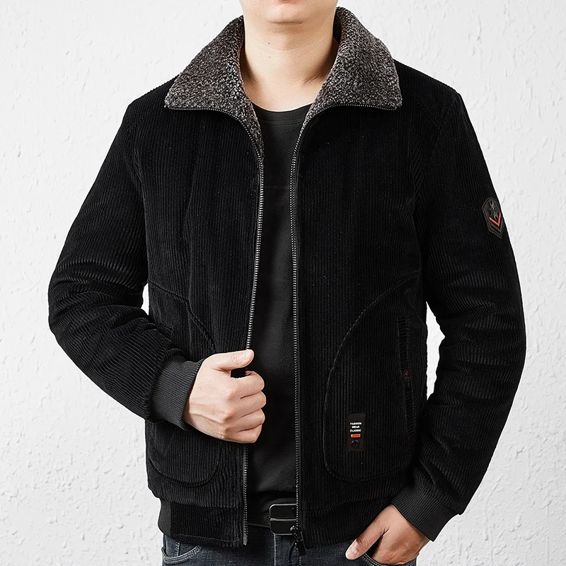 Модные теплые зимние мужские вельветовые куртки с меховым воротником, мужские брендовые зимние пальто, высокое качество, уличная повседневная ветровка для мужчин, новинка
Модные теплые зимние мужские вельветовые куртки с меховым воротником, мужские брендовые зимние пальто, высокое качество, уличная повседневная ветровка для мужчин, новинка
