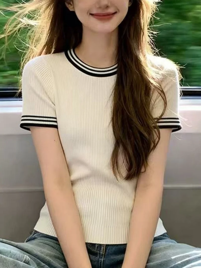 Slim Fit Knitted Short Sleeve round Neck T-Shirt Women's Base Shirt Shoulder Width Regular Knitted Casual Spring Summer
Slim Fit Knitted Short Sleeve round Neck T-Shirt Women's Base Shirt Shoulder Width Regular Knitted Casual Spring Summer