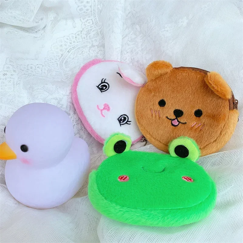 Bear Plush Coin Purse Bear Head Storage Bag Cute Girl Heart Change Pocket Coin Earphone Coin Purse Fashion Cute
Bear Plush Coin Purse Bear Head Storage Bag Cute Girl Heart Change Pocket Coin Earphone Coin Purse Fashion Cute