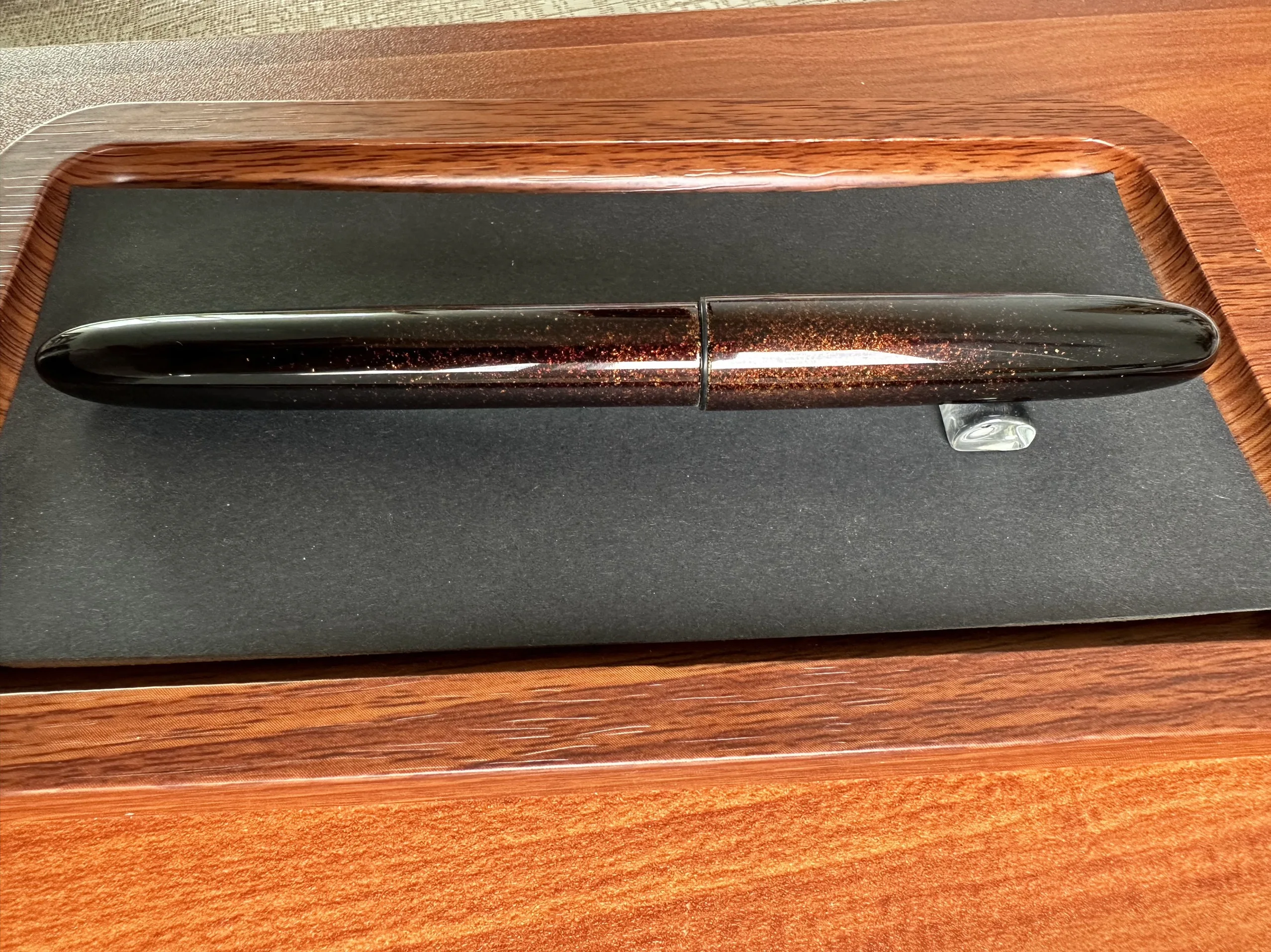 Lacquer Mother-of-Pearl Maki-e Fountain Pen Barrel - Pearl Shell Art for Sailor 21K/14K, Platinum 3776, Pilot 912/74/742/743
Lacquer Mother-of-Pearl Maki-e Fountain Pen Barrel - Pearl Shell Art for Sailor 21K/14K, Platinum 3776, Pilot 912/74/742/743