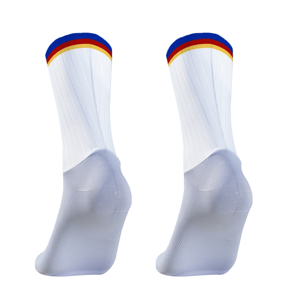 2025 Men And Women Sports Running Basketball Mountaineering Cycling Socks Breathable Sweat Absorption Fast Dry
2025 Men And Women Sports Running Basketball Mountaineering Cycling Socks Breathable Sweat Absorption Fast Dry