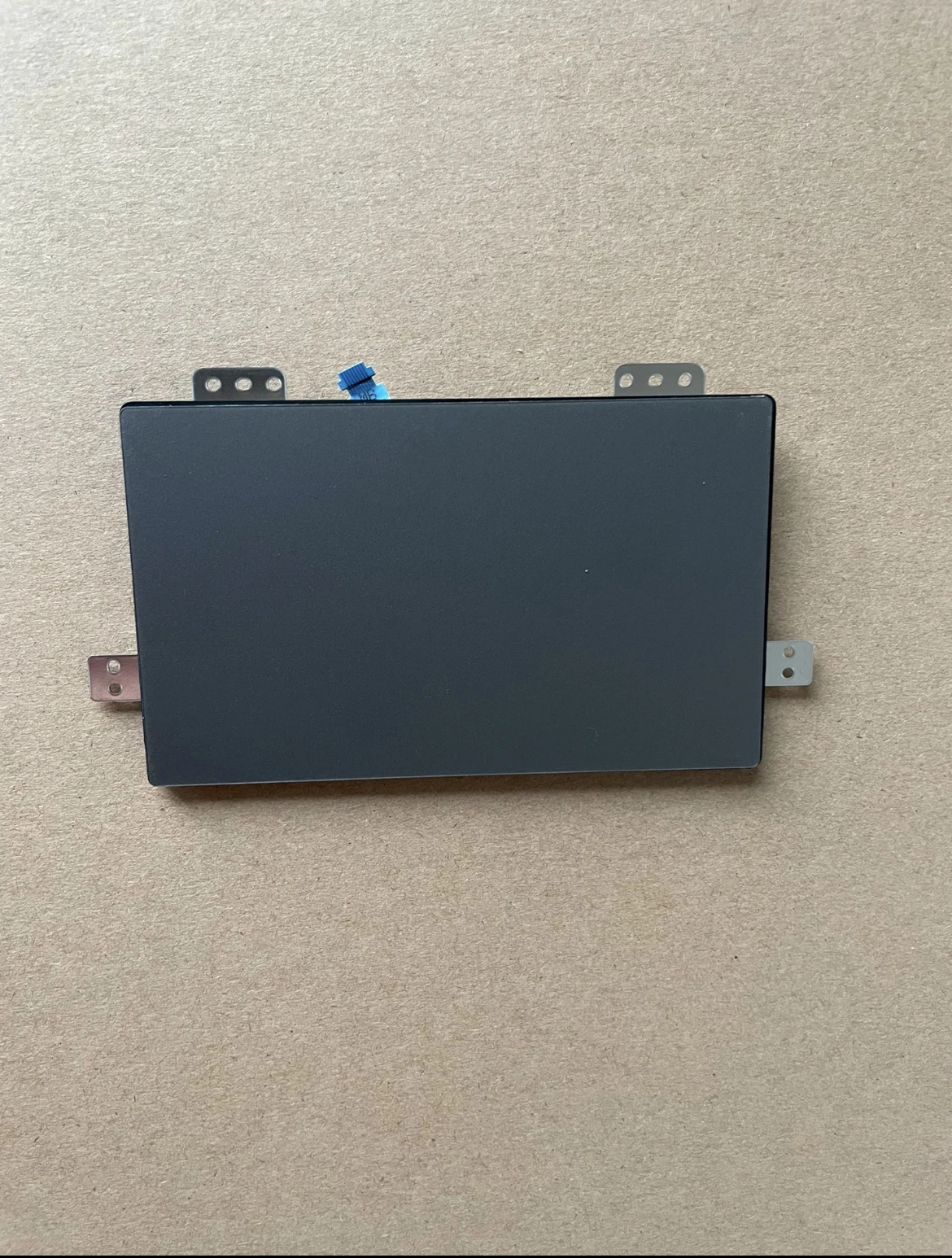 Оригинальная сенсорная панель для ноутбука Lenovo 13s-IML SA462D-22H0 100%, отличное тестирование
Оригинальная сенсорная панель для ноутбука Lenovo 13s-IML SA462D-22H0 100%, отличное тестирование