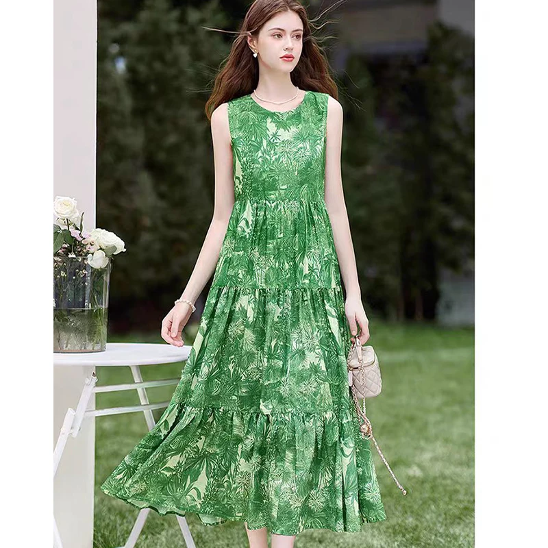 High Quality Summer New O-Neck Sleeveless Pleated Splicing Large Swing Adjustable Waist Belt Women's Dress S-XL
High Quality Summer New O-Neck Sleeveless Pleated Splicing Large Swing Adjustable Waist Belt Women's Dress S-XL