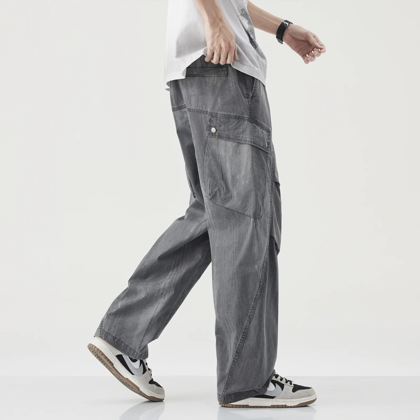 Men's Summer New High Street Work Pants Korean Ins Casual Fashion Hip-hop Sports Loose Vintage Causal Multi-pockets Trousers
Men's Summer New High Street Work Pants Korean Ins Casual Fashion Hip-hop Sports Loose Vintage Causal Multi-pockets Trousers