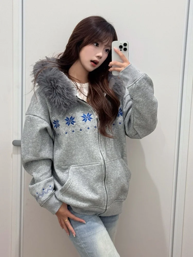 Корейская стильная женская куртка с капюшоном на флисовой подкладке, толстовка для пар, свободный крой, длинный рукав, на молнии, для повседневной носки
Корейская стильная женская куртка с капюшоном на флисовой подкладке, толстовка для пар, свободный крой, длинный рукав, на молнии, для повседневной носки