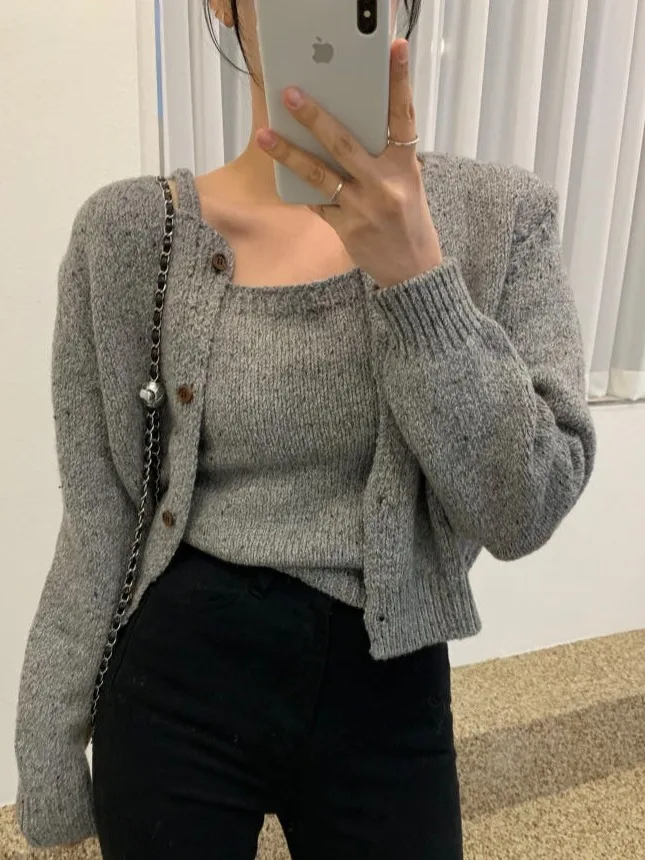 Ele Long Sve Knitted Cardigan Vest Set Women's Faion Inner Wear Two-Piece Suit Autumn Sweater Commute Sle Polka Do...
Ele Long Sve Knitted Cardigan Vest Set Women's Faion Inner Wear Two-Piece Suit Autumn Sweater Commute Sle Polka Do...