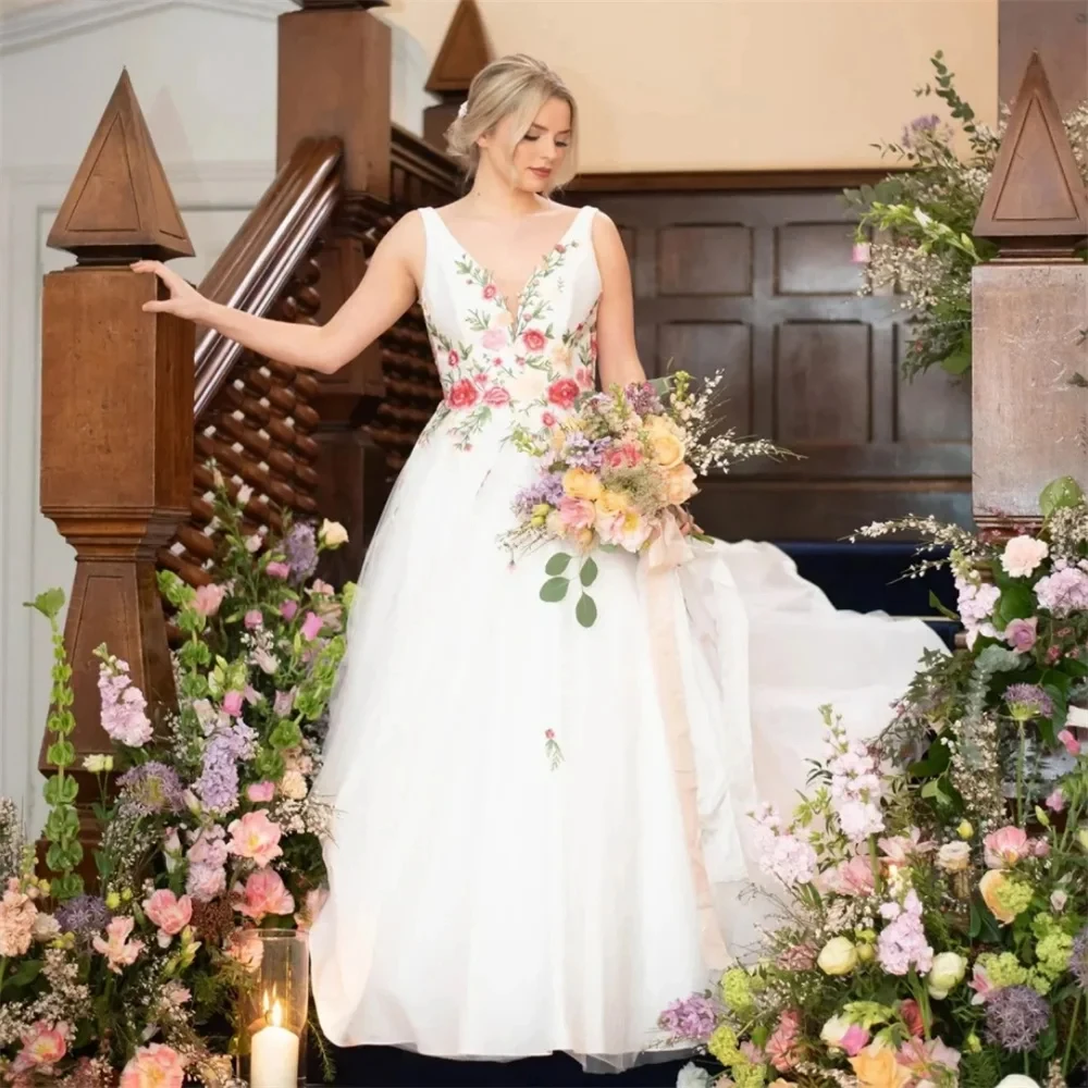 Бальное платье с v-образным вырезом и вышивкой, свадебное платье, съемная шаль, свадебные платья больших размеров, платья для выпускного вечера по индивидуальному заказу, 2025
Бальное платье с v-образным вырезом и вышивкой, свадебное платье, съемная шаль, свадебные платья больших размеров, платья для выпускного вечера по индивидуальному заказу, 2025