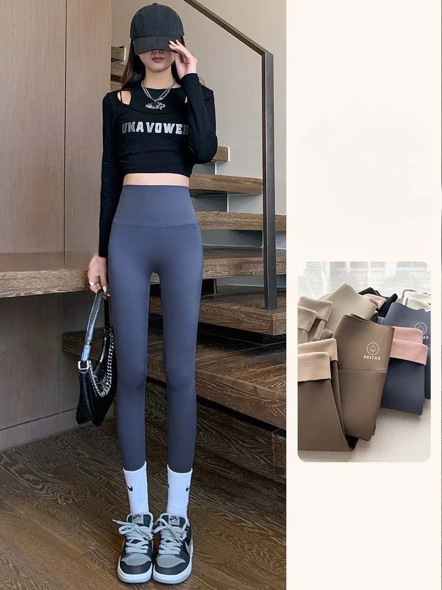 Брюки для йоги длиной до колена, женские термоосновы для талии, чистые блестящие, матовые, для стирки в воде, в стиле пэчворк, утолщенные, для здоровья, персиковые расклешенные нитки
Брюки для йоги длиной до колена, женские термоосновы для талии, чистые блестящие, матовые, для стирки в воде, в стиле пэчворк, утолщенные, для здоровья, персиковые расклешенные нитки