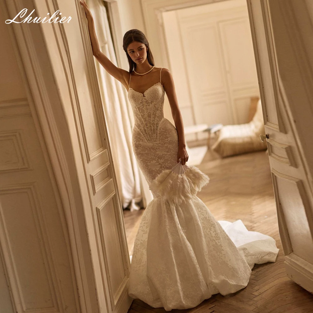 Lhuillier Customized Lace Mermaid Wedding Dresses Sleeveless See Through Bridal Dress with Chapel Train
Lhuillier Customized Lace Mermaid Wedding Dresses Sleeveless See Through Bridal Dress with Chapel Train