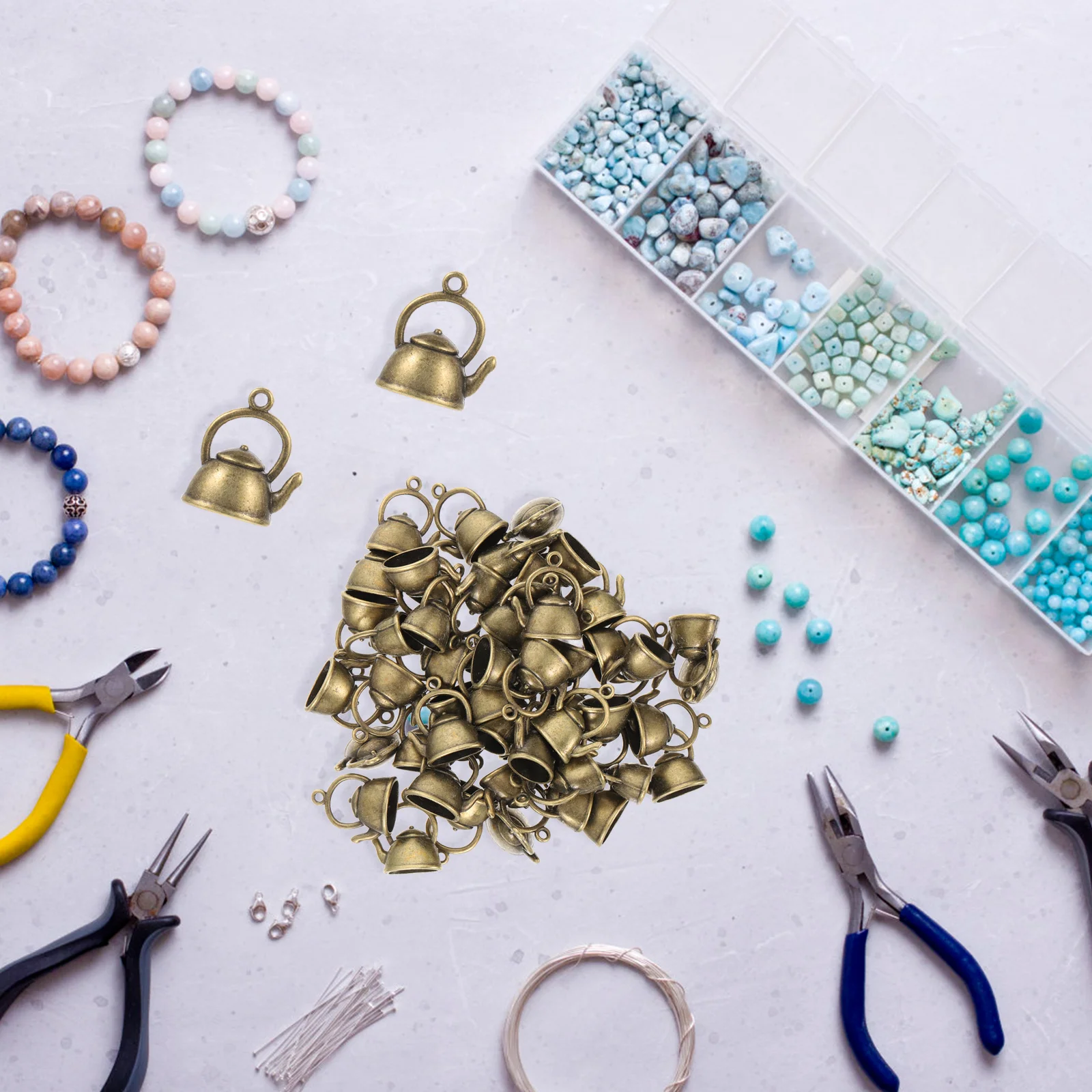 50 шт. маленький чайник подвески сплав DIY ювелирные изделия подвески ожерелье серьги браслет креативный чайник подвесной дизайн
50 шт. маленький чайник подвески сплав DIY ювелирные изделия подвески ожерелье серьги браслет креативный чайник подвесной дизайн