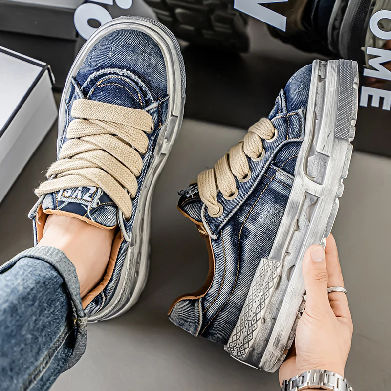 High Quality Canvas Men's Casual Shoes Fashionable Comfortable Retro Trendy Sports Board Shoes for Men Vulcanize Sneakers
High Quality Canvas Men's Casual Shoes Fashionable Comfortable Retro Trendy Sports Board Shoes for Men Vulcanize Sneakers