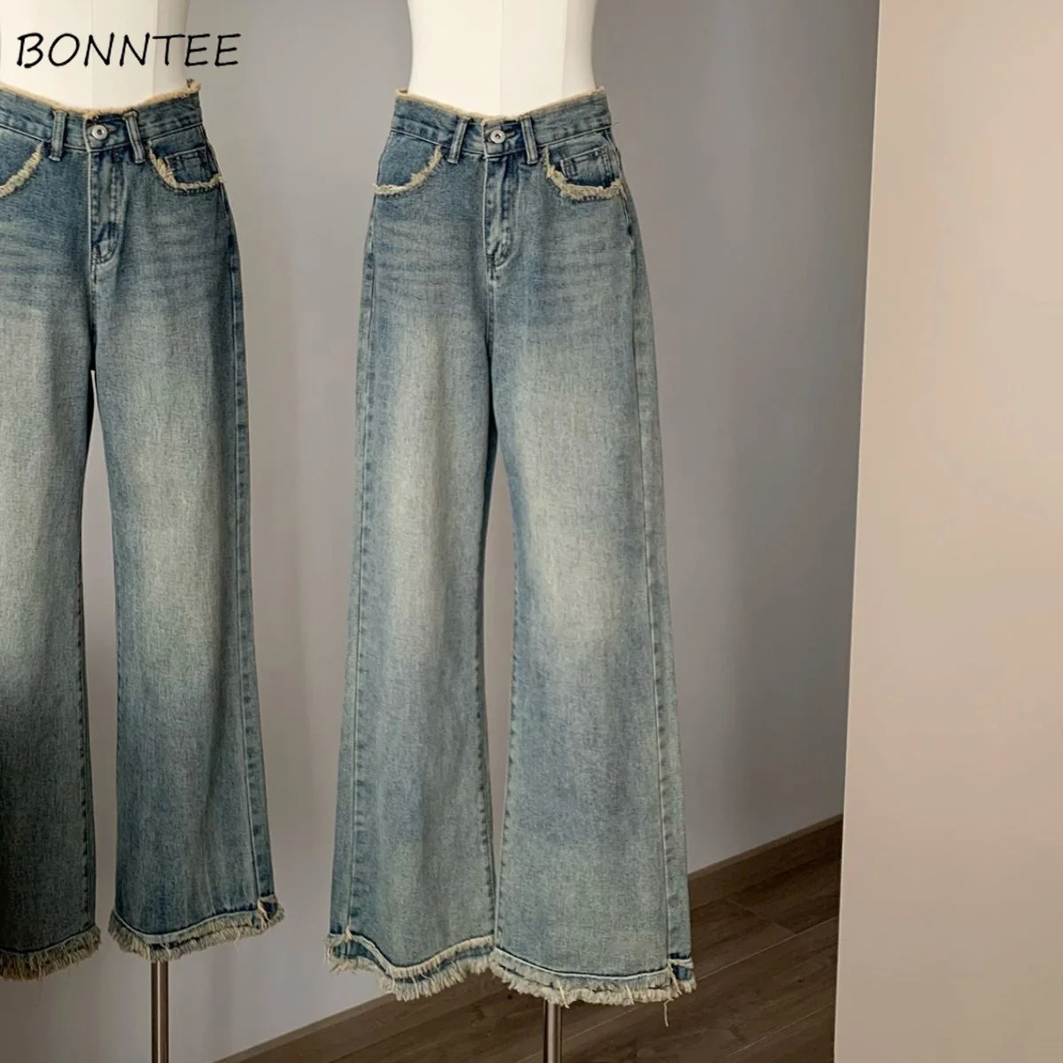 Jeans Women Fur-lined Vintage Distressed Casual Straight Loose Korean Style Retro Spring High Waist Ins Chic Full Length Leisure
Jeans Women Fur-lined Vintage Distressed Casual Straight Loose Korean Style Retro Spring High Waist Ins Chic Full Length Leisure