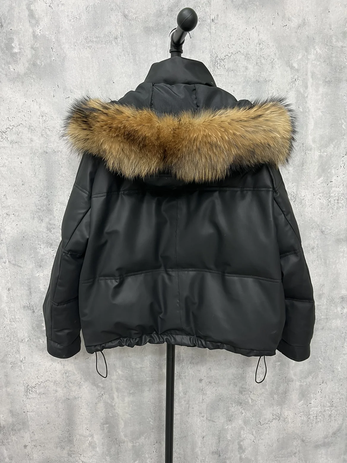 Great Quality Real Leather Down Coats Winter Women's Thick Real Fur Hooded Down Coat Female Warm Down Jacket Parkas Wy1157
Great Quality Real Leather Down Coats Winter Women's Thick Real Fur Hooded Down Coat Female Warm Down Jacket Parkas Wy1157