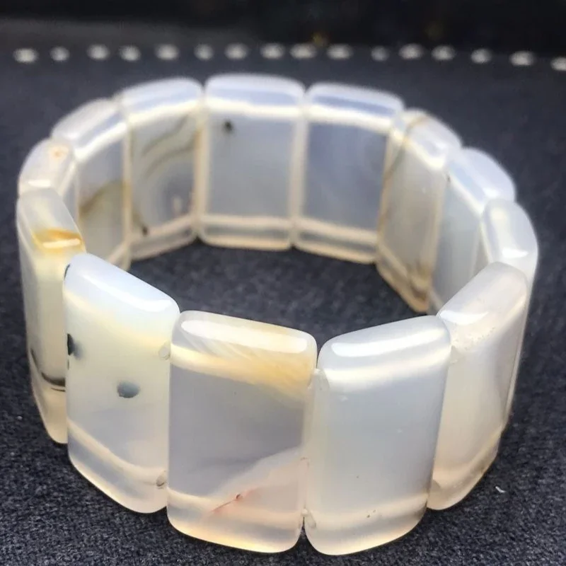 Natural Chalcedony Aquatic Agate Bracelet, The Same for Men and Women, Simple and Atmospheric Hand Row
Natural Chalcedony Aquatic Agate Bracelet, The Same for Men and Women, Simple and Atmospheric Hand Row