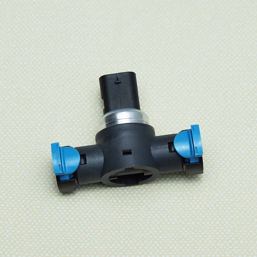 31432653 Fuel Pressure Sensor For Volvo S60 S80 V40 V60 V70 XC60 XC70 2014-2016 31405791 31478293 23432653 Car Accessories
31432653 Fuel Pressure Sensor For Volvo S60 S80 V40 V60 V70 XC60 XC70 2014-2016 31405791 31478293 23432653 Car Accessories