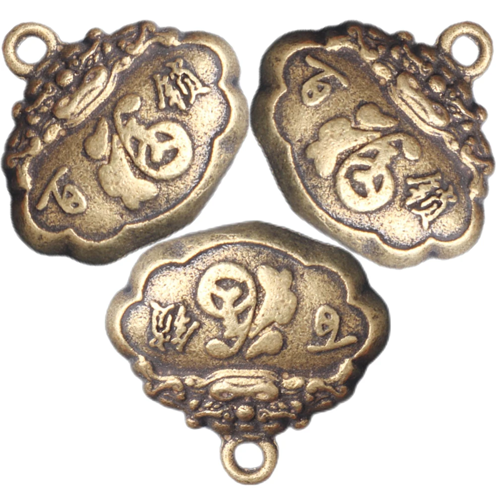 3 Pcs Lock Pendant Retro Hanging for Keychain Car Decor Longevity Chinese Style Brass Bag Vintage Jewelry Creative Gift
3 Pcs Lock Pendant Retro Hanging for Keychain Car Decor Longevity Chinese Style Brass Bag Vintage Jewelry Creative Gift
