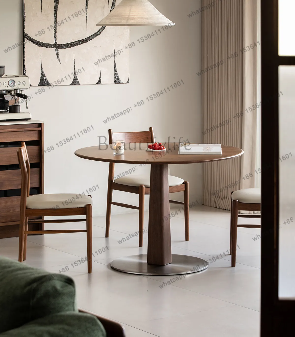 D14 Black walnut retro solid wood dining table household round casual dining table and chair combination
D14 Black walnut retro solid wood dining table household round casual dining table and chair combination