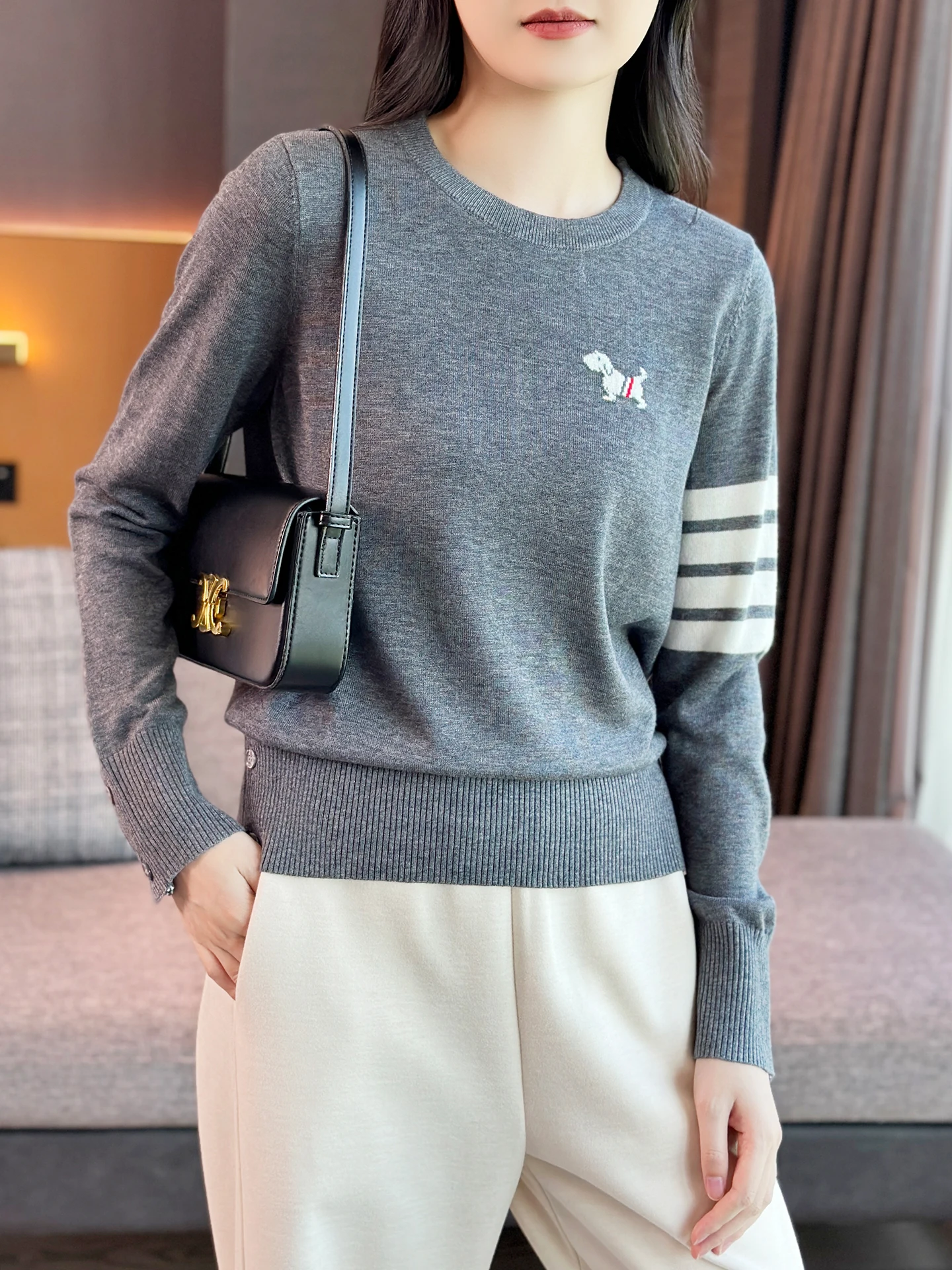 Classic College Sle Color Blo Four Stripes Doggie Pattern Long Sve round Ne 00 Wool Knitted Sweater by Left Left Home
Classic College Sle Color Blo Four Stripes Doggie Pattern Long Sve round Ne 00 Wool Knitted Sweater by Left Left Home