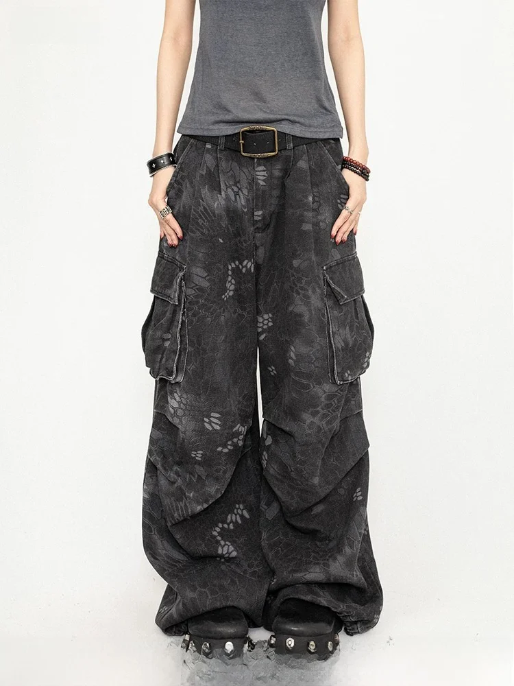 OCTTFLAB Американские ретро камуфляжные свободные рабочие брюки из змеиной кожи, драпированные широкие брюки High Street, длинные брюки, повседневные брюки для отдыха
OCTTFLAB Американские ретро камуфляжные свободные рабочие брюки из змеиной кожи, драпированные широкие брюки High Street, длинные брюки, повседневные брюки для отдыха