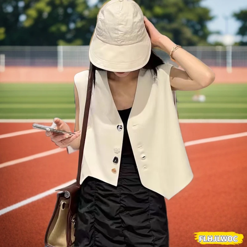 Женский короткий пиджак на пуговицах, элегантный офисный пиджак без рукавов в Корейском стиле, лето
Женский короткий пиджак на пуговицах, элегантный офисный пиджак без рукавов в Корейском стиле, лето