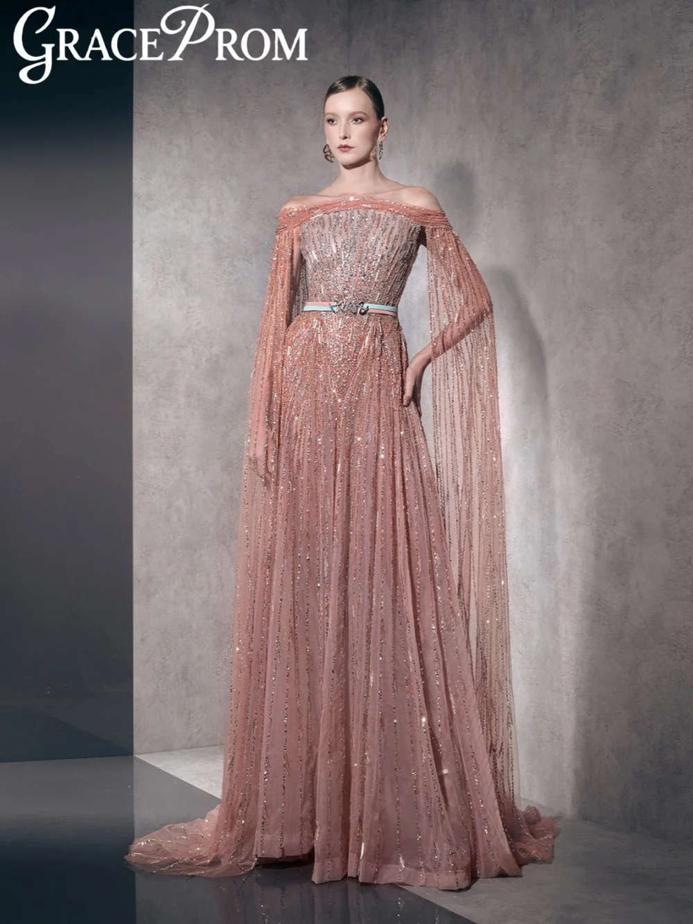 Вечернее платье с рукавами-накидкой из бисера Изысканное платье трапециевидной формы длиной до пола для матери невесты на свадьбу Вечернее платье по индивидуальному заказу
Вечернее платье с рукавами-накидкой из бисера Изысканное платье трапециевидной формы длиной до пола для матери невесты на свадьбу Вечернее платье по индивидуальному заказу