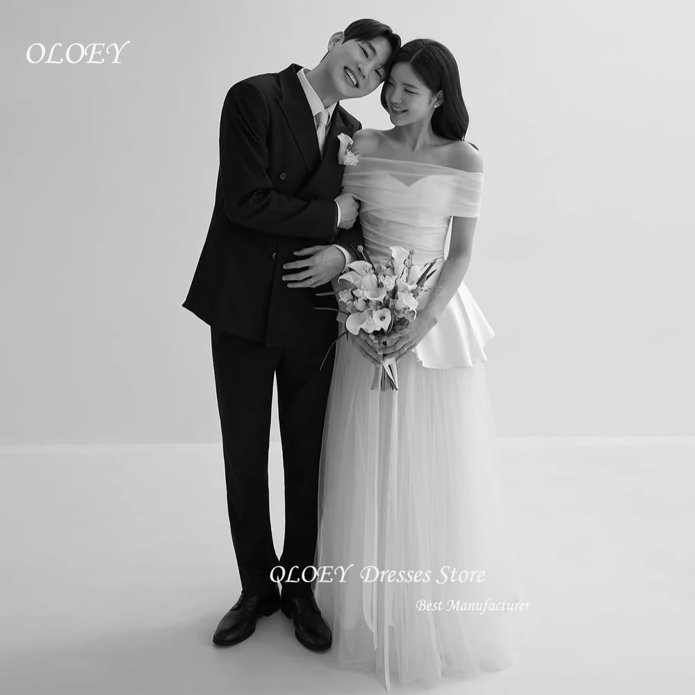 OLOEY A line Off Shoulder Korea Wedding Photo Shoot Dress Tulle Floor Length Pleat Bridal Gowns Corset 신부 웨딩드레스 Customized
OLOEY A line Off Shoulder Korea Wedding Photo Shoot Dress Tulle Floor Length Pleat Bridal Gowns Corset 신부 웨딩드레스 Customized