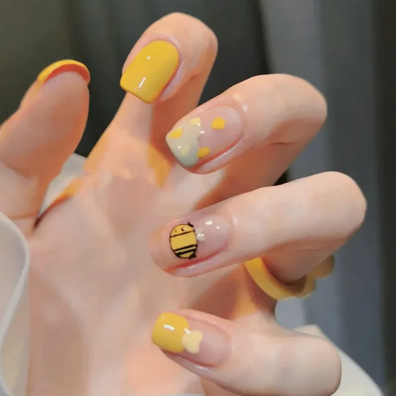 24Ps/Set Cartoon Winnie The Pooh Short Wearing False Nails Reusable Adhesive Pressing Nail French Cute Full Cover Fake Nail Tips
24Ps/Set Cartoon Winnie The Pooh Short Wearing False Nails Reusable Adhesive Pressing Nail French Cute Full Cover Fake Nail Tips