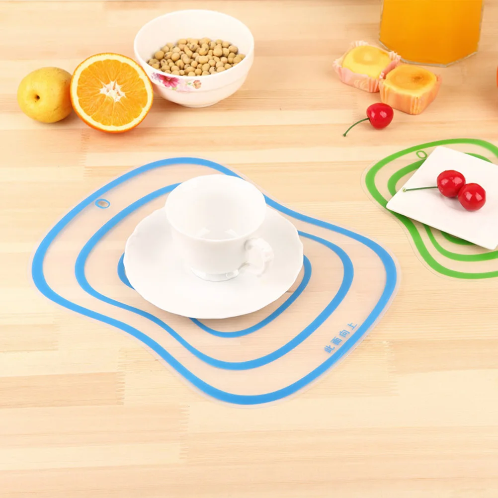 4pcs Resin Cutting Board Non-Slip Frosted Chopping Block For Kitchen Fruit Vegetable Prep Transparent Small Size Random Color
4pcs Resin Cutting Board Non-Slip Frosted Chopping Block For Kitchen Fruit Vegetable Prep Transparent Small Size Random Color