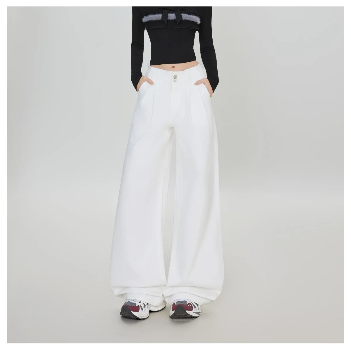 Белые корейские модные потертые джинсовые брюки, женские осенне-зимние эстетические свободные прямые джинсовые длинные брюки, новинка 2023 года
Белые корейские модные потертые джинсовые брюки, женские осенне-зимние эстетические свободные прямые джинсовые длинные брюки, новинка 2023 года