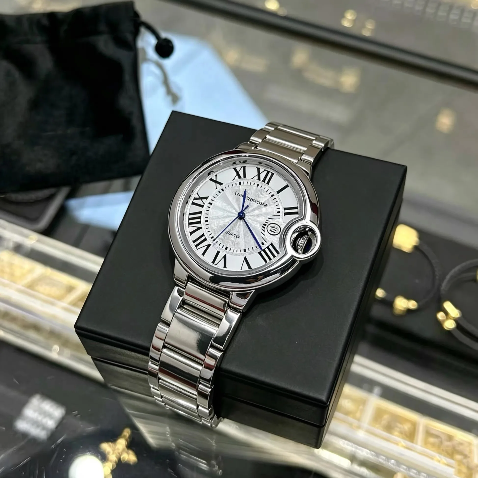 High Quality Classic Balloon Quartz Watches Men Leather Strap Steel Strap Creative Style Personality Fashion Business Wristwatch
High Quality Classic Balloon Quartz Watches Men Leather Strap Steel Strap Creative Style Personality Fashion Business Wristwatch