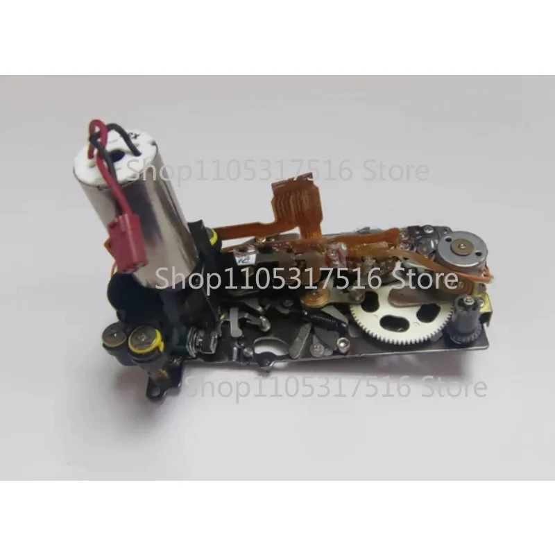 Запчасти для ремонта (состояние 95% нового) для Nikon D800 D800E: блок управления диафрагмой с мотором
Запчасти для ремонта (состояние 95% нового) для Nikon D800 D800E: блок управления диафрагмой с мотором