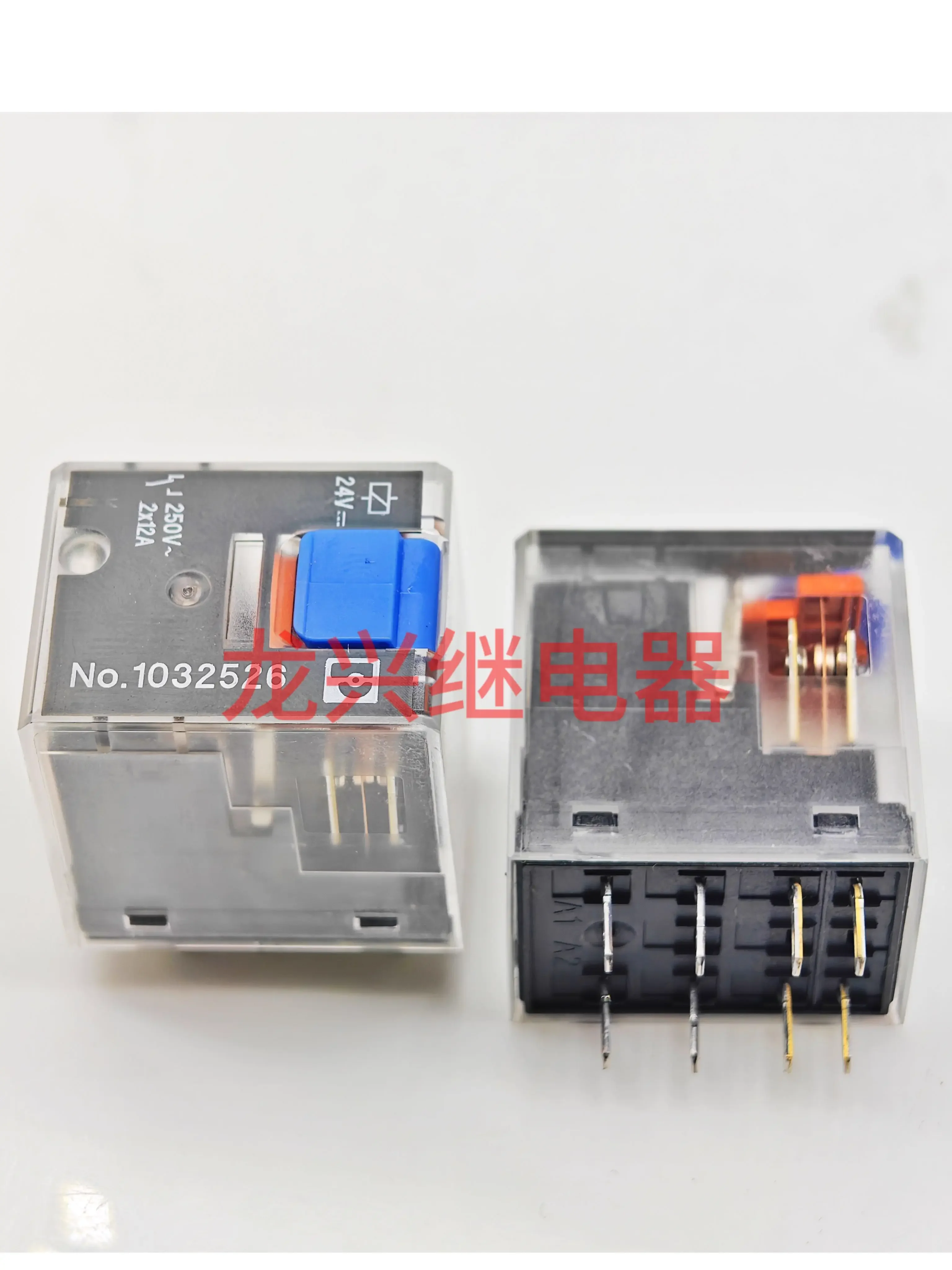 100% НОВЫЙ Оригинальный реле №1032526 24VDC 12Ax2 1 шт. REL-IR-BL/L-24DC/2X21
100% НОВЫЙ Оригинальный реле №1032526 24VDC 12Ax2 1 шт. REL-IR-BL/L-24DC/2X21