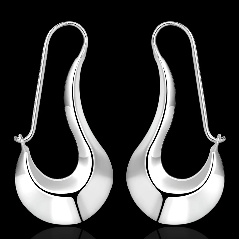 Shoe Shape Earrings Silver Plated Alloy Dangle Fashion Pendant Elegant Gift for Women Valentine Party Occasions Black Design
Shoe Shape Earrings Silver Plated Alloy Dangle Fashion Pendant Elegant Gift for Women Valentine Party Occasions Black Design