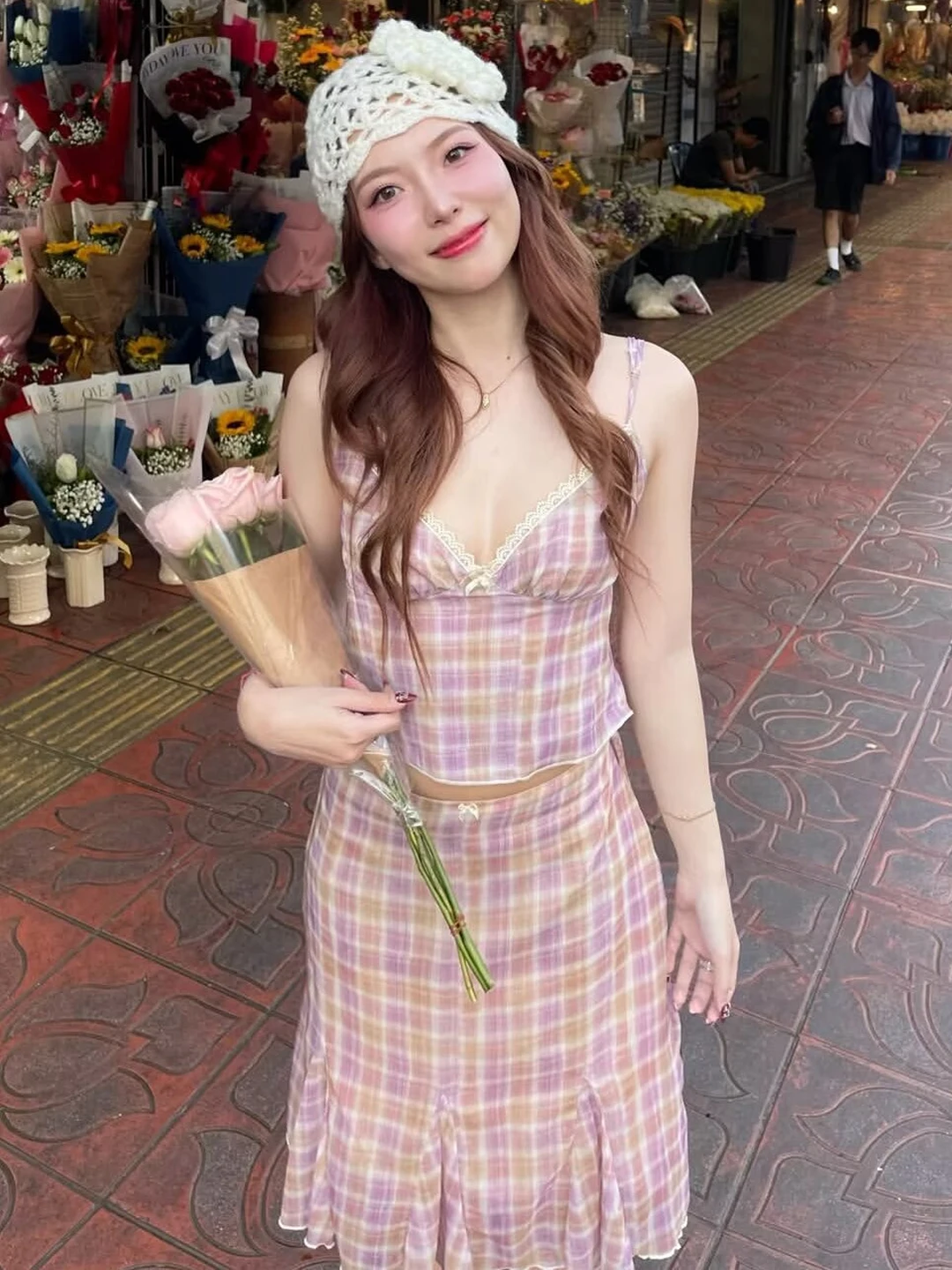 Pure Desire Sexy Girl Lace Trim V-neck Slim Backless Strap Low Waist Plaid Midi Skirt Island Vacation Set Summer Fashion
Pure Desire Sexy Girl Lace Trim V-neck Slim Backless Strap Low Waist Plaid Midi Skirt Island Vacation Set Summer Fashion