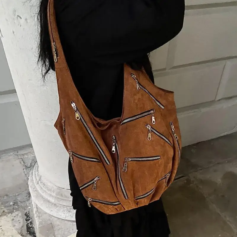European and American Fashion New Large Capacity Irregular Imitation suede suede Multi opening Zipper Single Shoulder Women Bag
European and American Fashion New Large Capacity Irregular Imitation suede suede Multi opening Zipper Single Shoulder Women Bag