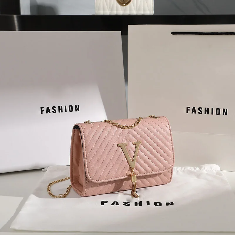 Embroidery Women Crossbody Bag Thread Luxury Handbag Shoulder Bags Brand Sequined Tassel Clutch Small Purse Party
Embroidery Women Crossbody Bag Thread Luxury Handbag Shoulder Bags Brand Sequined Tassel Clutch Small Purse Party